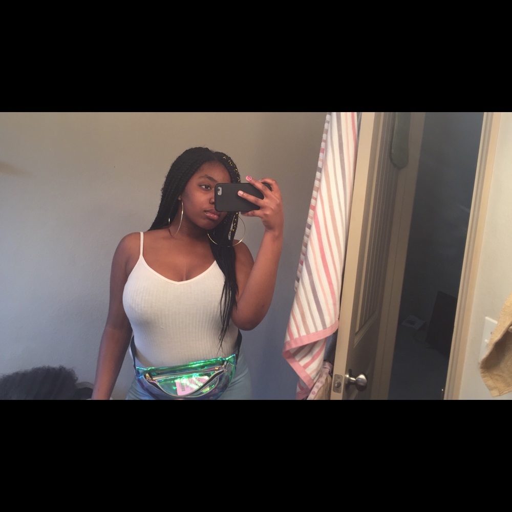 Meet your Posher, Deborah